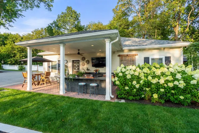 $2,849,900 | 98 Silver Street, Dover, NH 03820