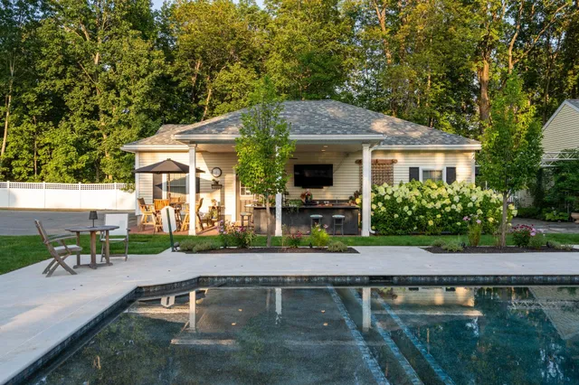 $2,849,900 | 98 Silver Street, Dover, NH 03820