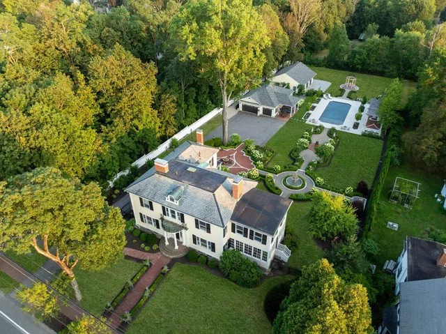 $2,849,900 | 98 Silver Street, Dover, NH 03820