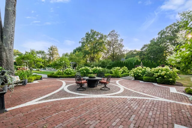 $2,849,900 | 98 Silver Street, Dover, NH 03820