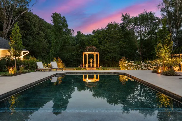 $2,849,900 | 98 Silver Street, Dover, NH 03820