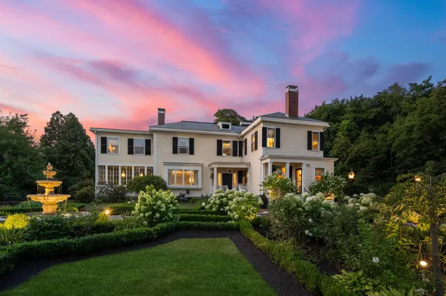 $2,849,900 | 98 Silver Street, Dover, NH 03820