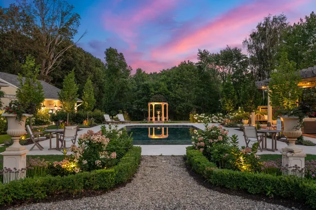 $2,849,900 | 98 Silver Street, Dover, NH 03820