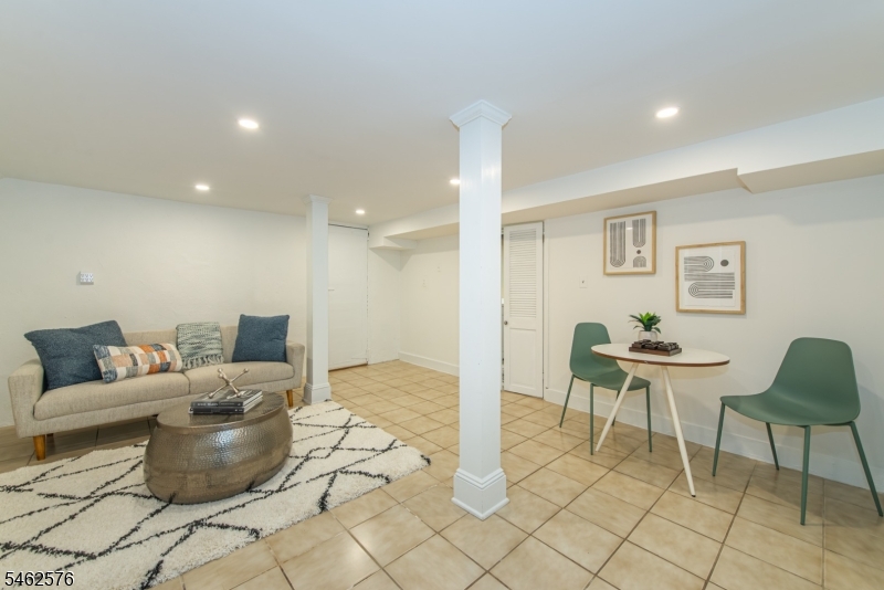 496 Ridgewood Avenue Glen Ridge, NJ 07028 - Photo 41 of 50 Gallery Image 41
