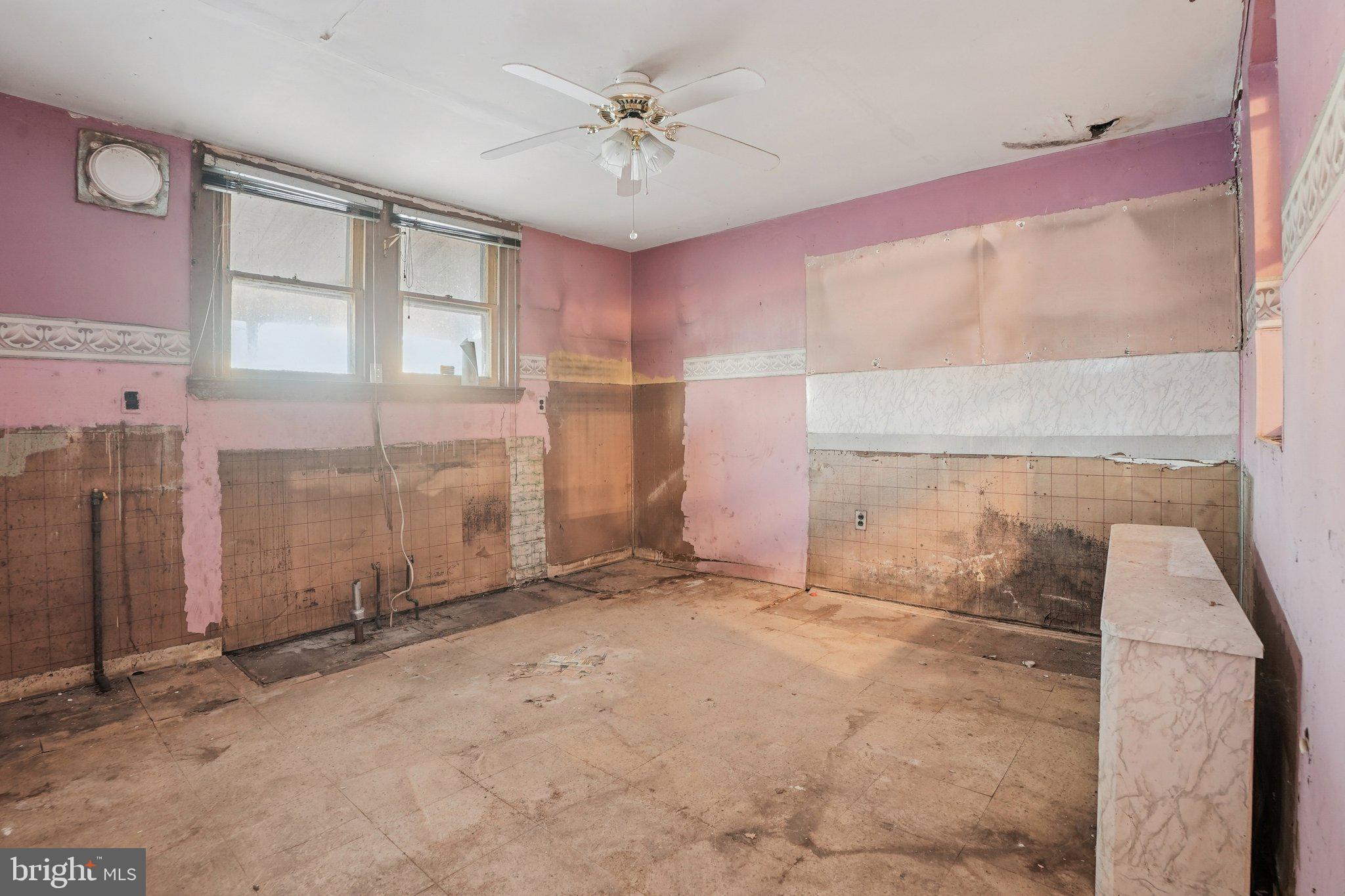 5322 James Street Philadelphia, PA 19137 - Photo 15 of 40 an empty room with windows
