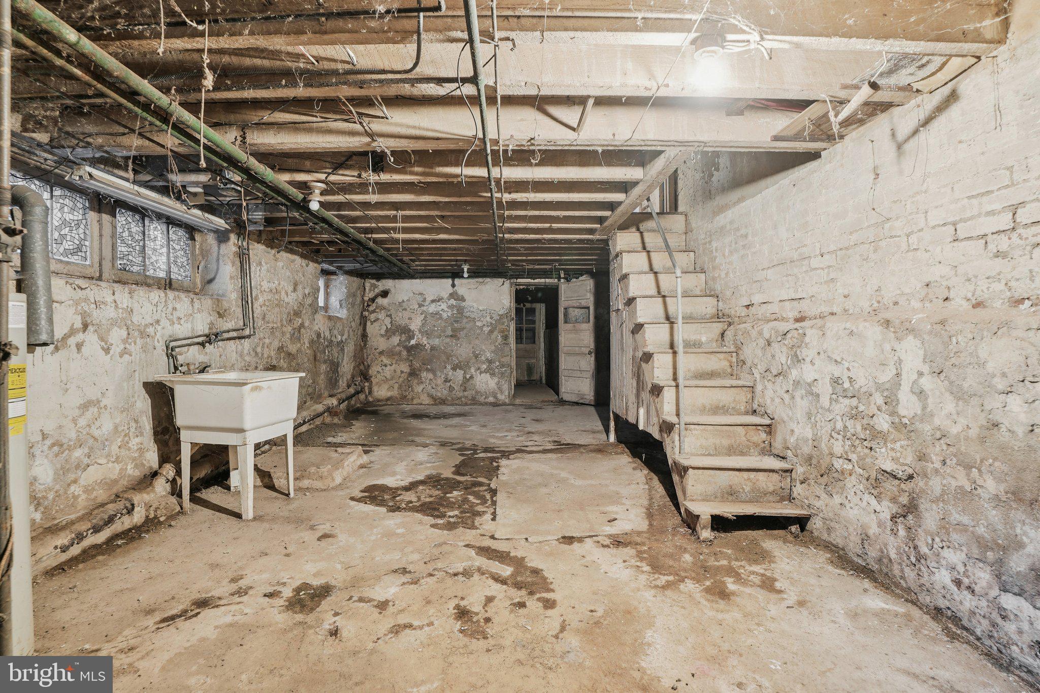 5322 James Street Philadelphia, PA 19137 - Photo 29 of 40 a view of entryway