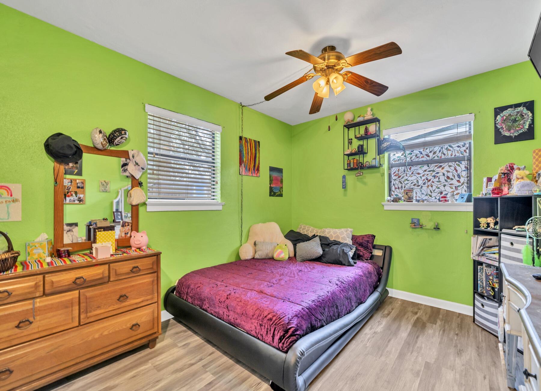 43 Ferry Road Northeast Fort Walton Beach, FL 32548 - Photo 13 of 23 a bedroom with a bed and a window