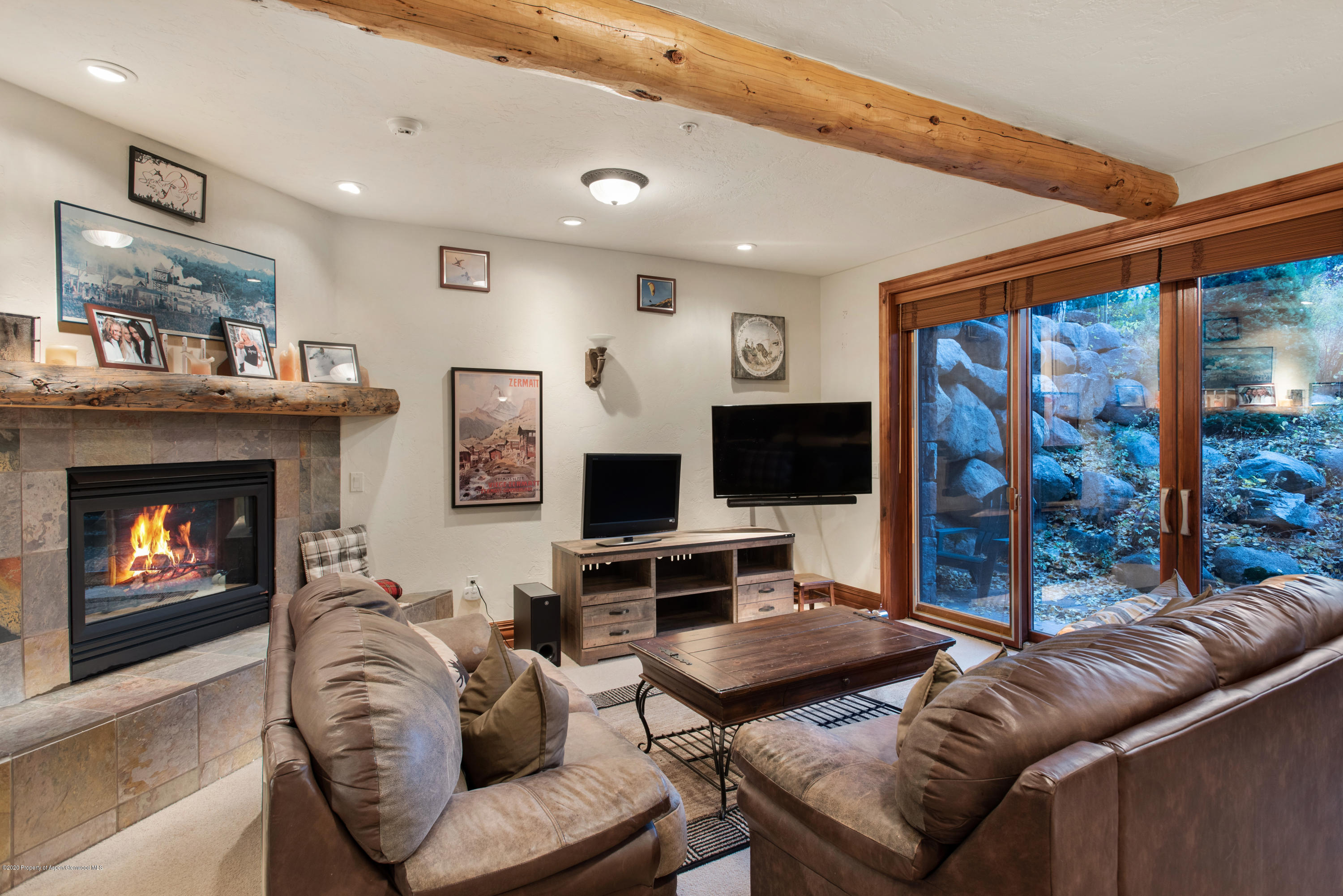 295 Silverlode Drive Aspen, CO 81611 - Photo 15 of 31 295 Silverlode Dr Aspen CO-print-015-014