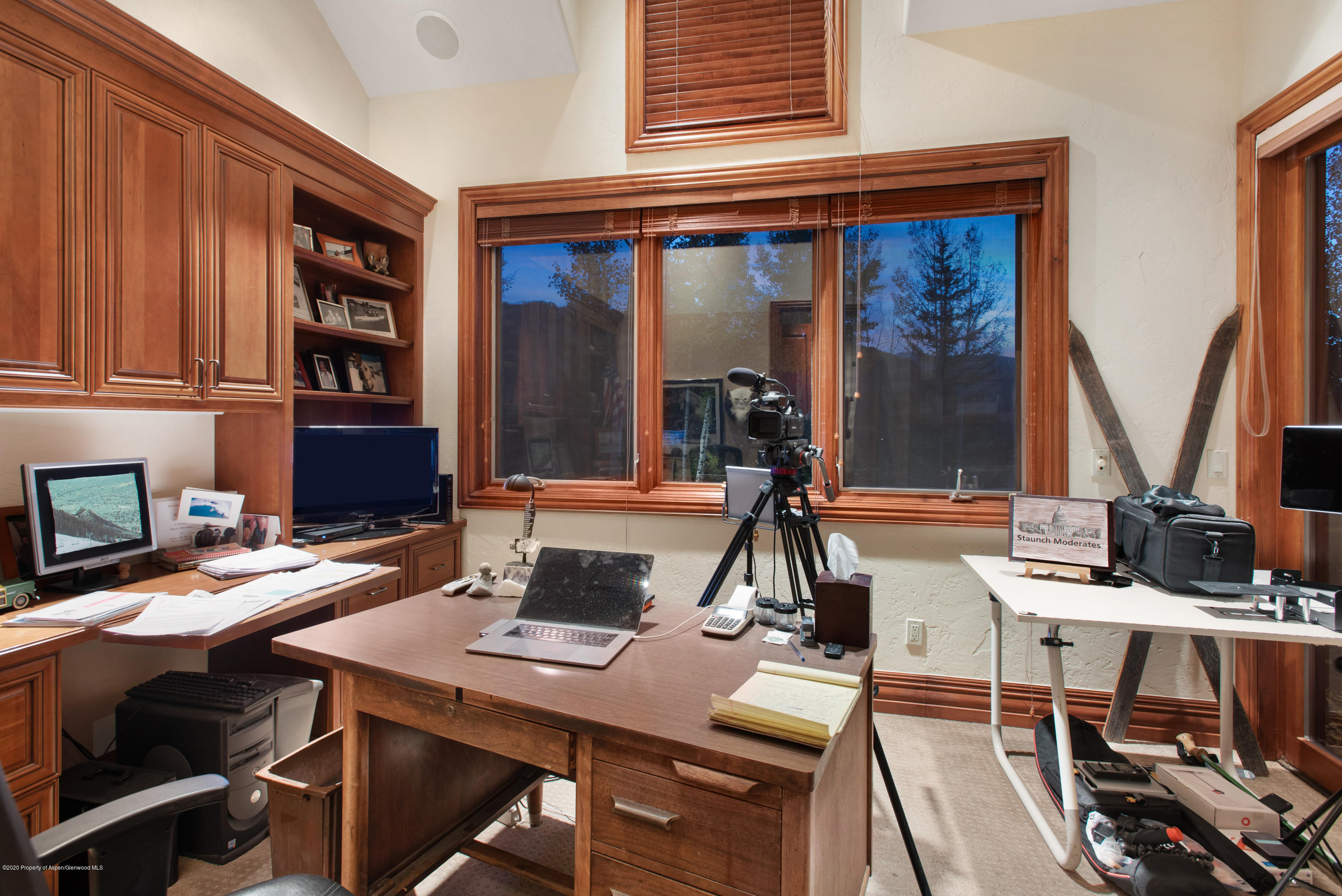 295 Silverlode Drive Aspen, CO 81611 - Photo 17 of 31 295 Silverlode Dr Aspen CO-print-017-024
