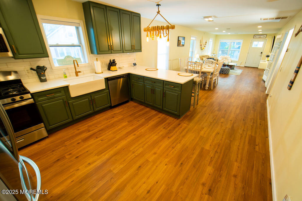 28 Central Avenue Point Pleasant Beach, NJ 08742 - Photo 10 of 20