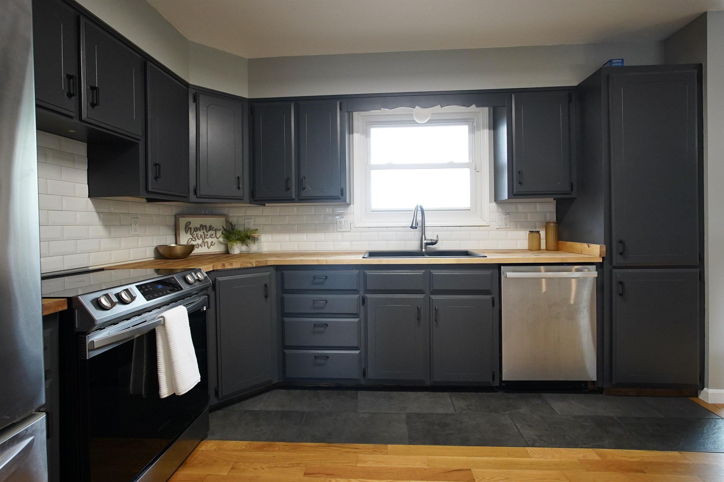 5611 South David Street Casper, WY 82601 - Photo 4 of 43