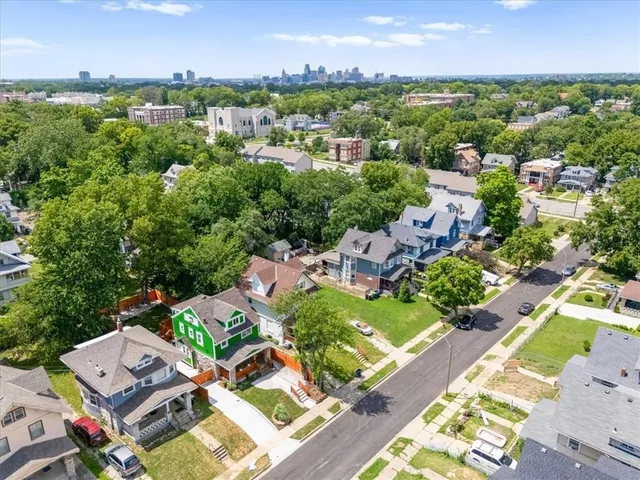 $350,000 | 3230 Bellefontaine Avenue, Kansas City, MO 64128