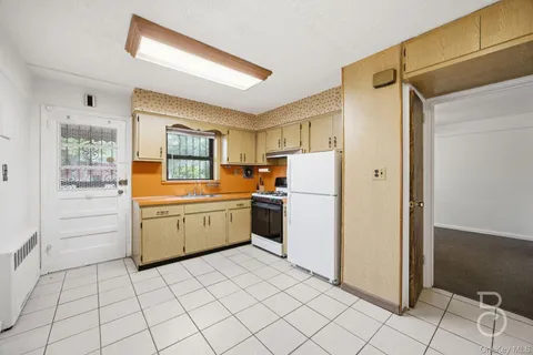 $1,150,000 | 63-01 Borden Avenue | Maspeth