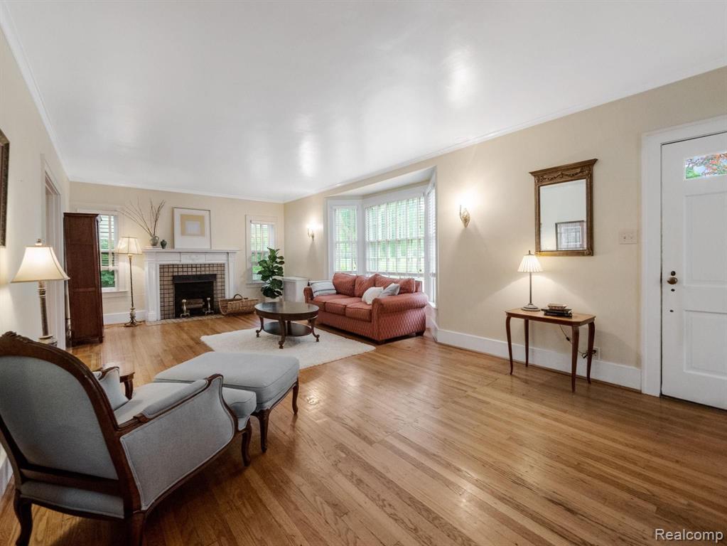 1072 Ridgedale Avenue Birmingham, MI 48009 - Photo 5 of 51