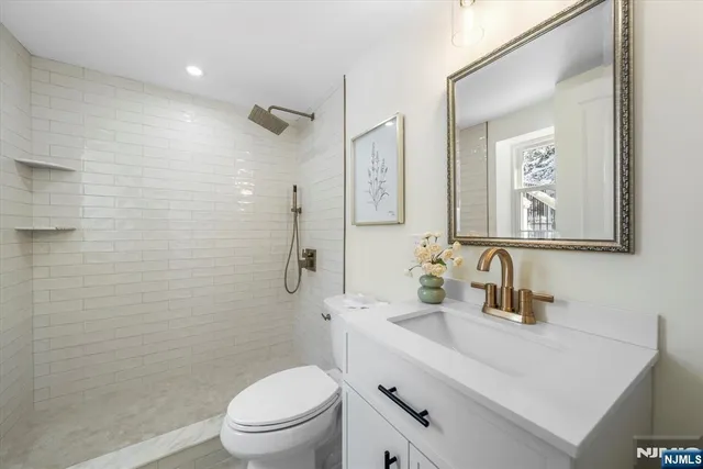 $1,099,999 | 12 Lane Court, Montclair, NJ 07043