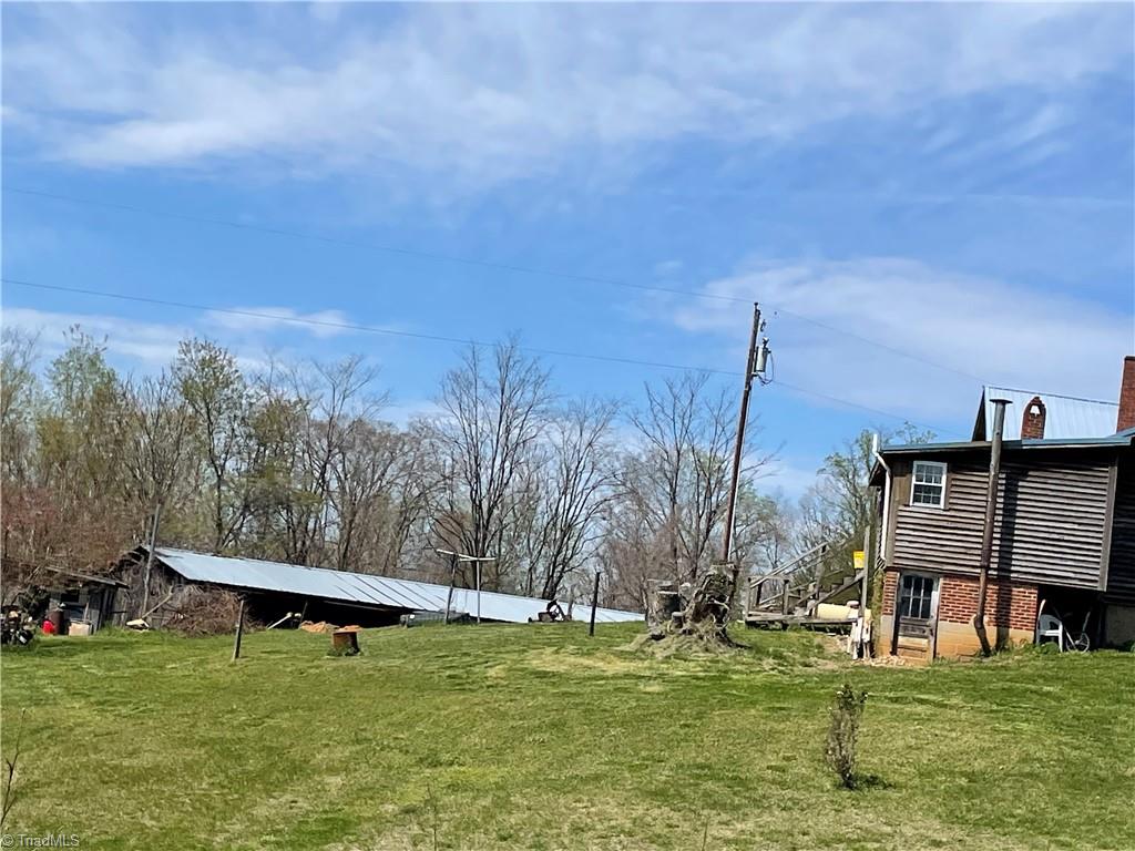 1017 Tom Shelton Road Sandy Ridge, NC 27046 - Photo 7 of 18 Gallery Image 7