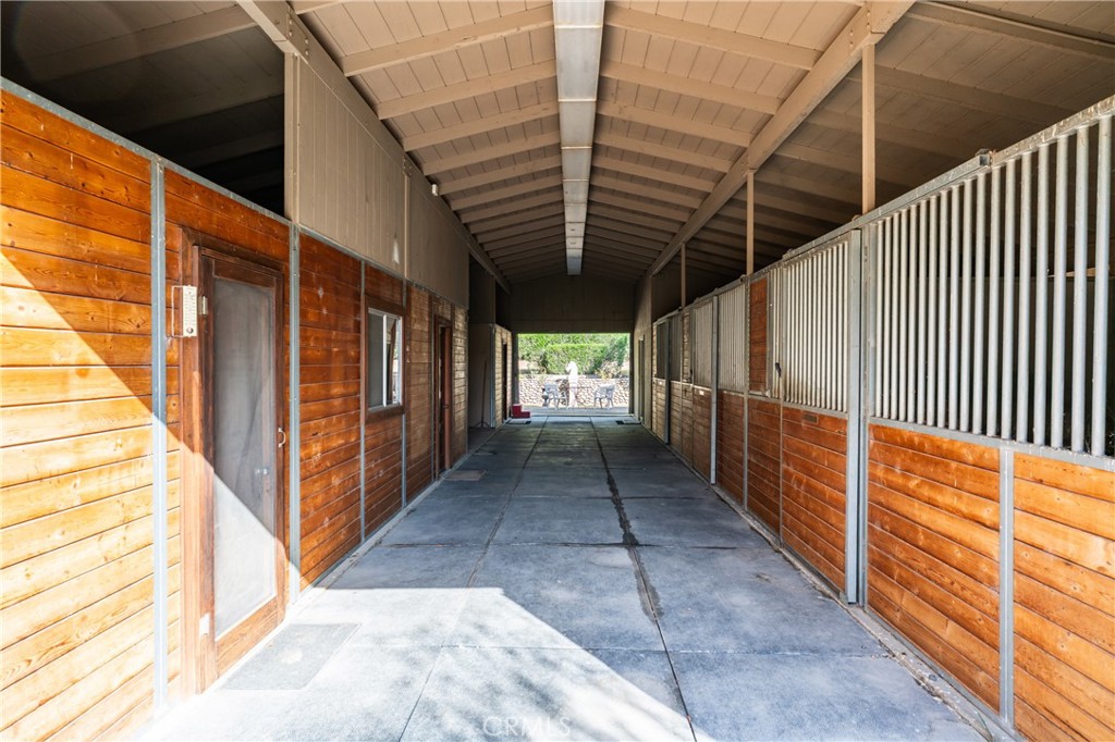 39250 Ortega Highway Fallbrook, CA 92028 - Photo 45 of 59 Equestrian Barn
