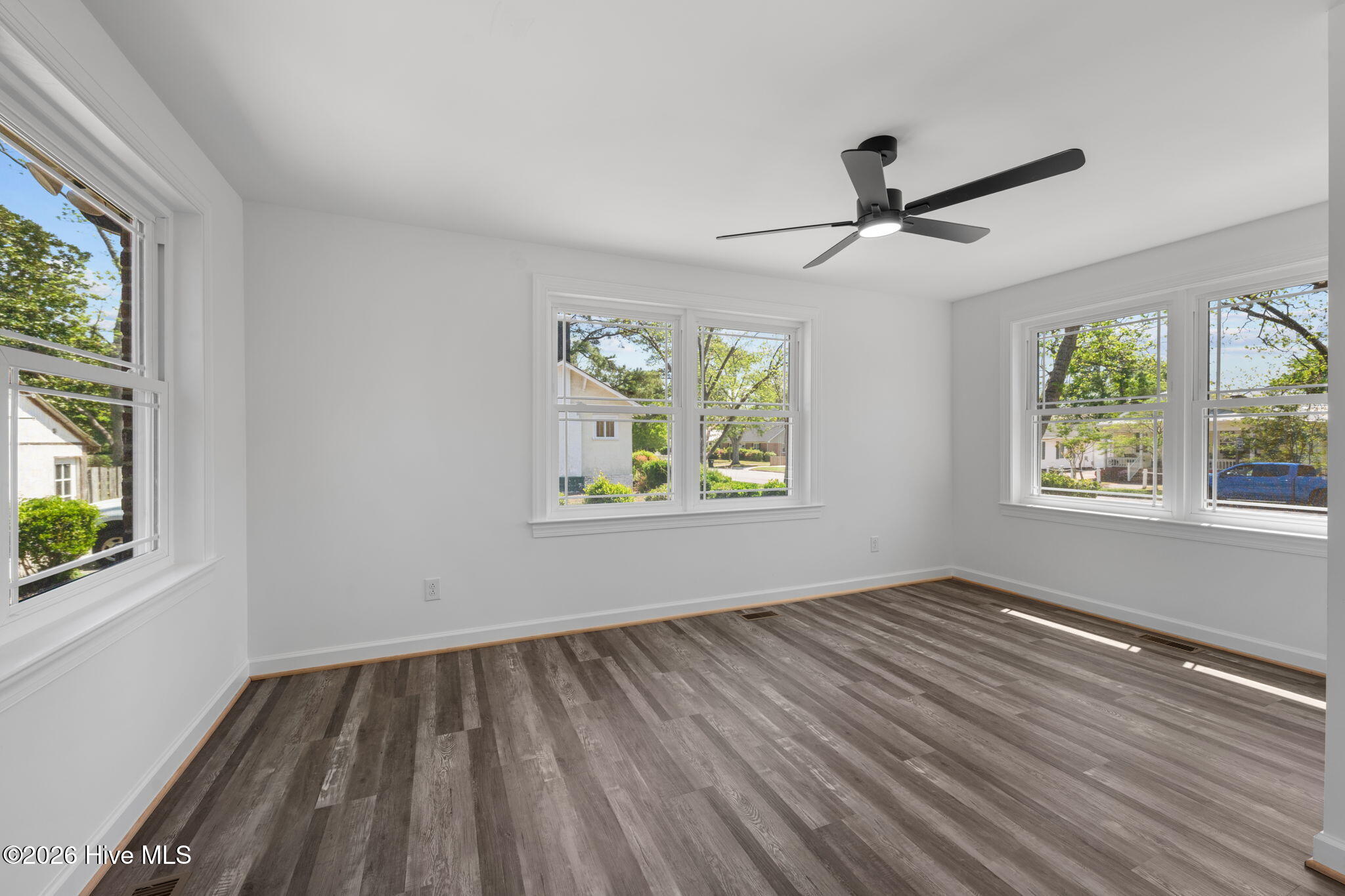 1514 Rhem Avenue New Bern, NC 28560 - Photo 32 of 41 41-web-or-mls-DSC_0139