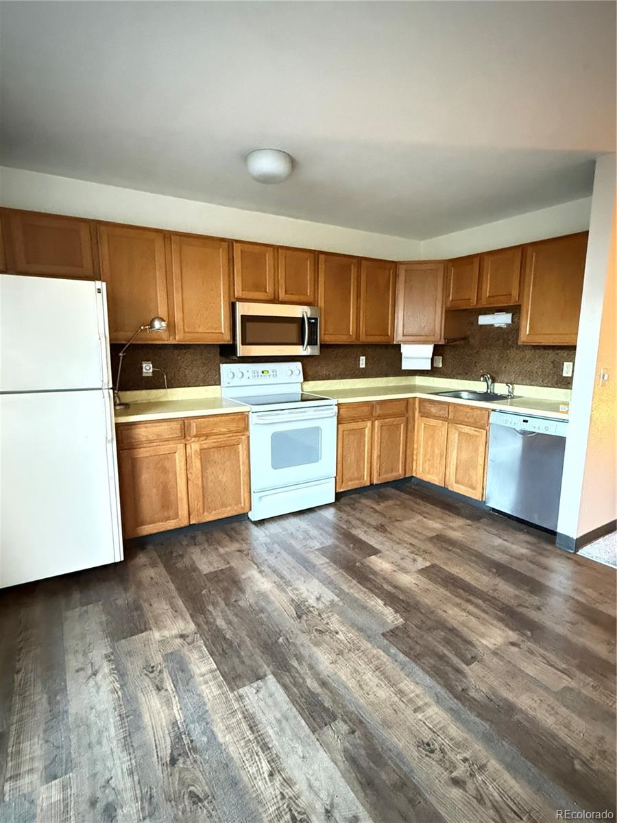 8945 Field Street, Unit 68 Broomfield, CO 80021 - Photo 5 of 18