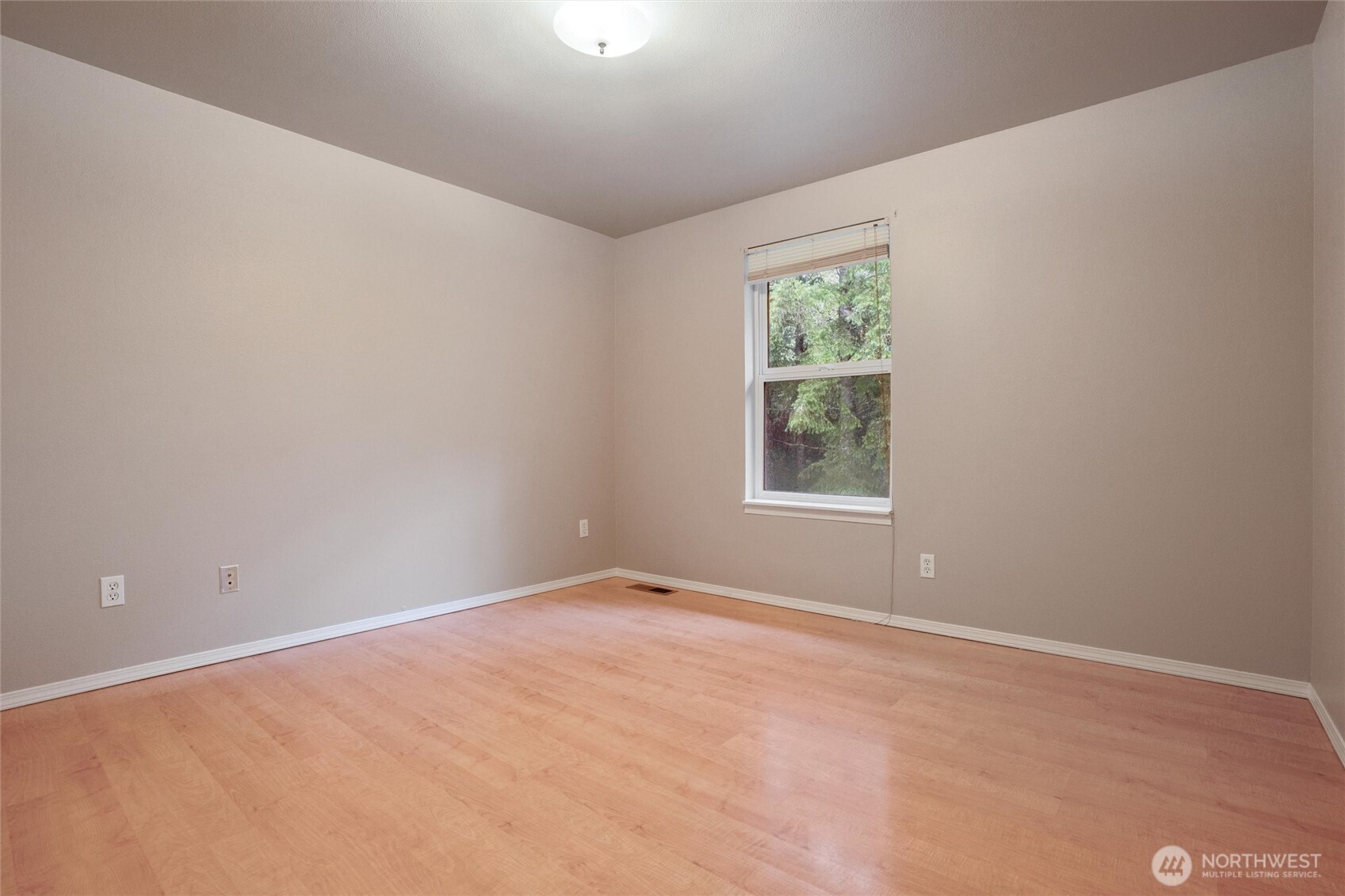 5735 Southeast Alpine Road Olalla, WA 98359 - Photo 29 of 40 an empty room with a window
