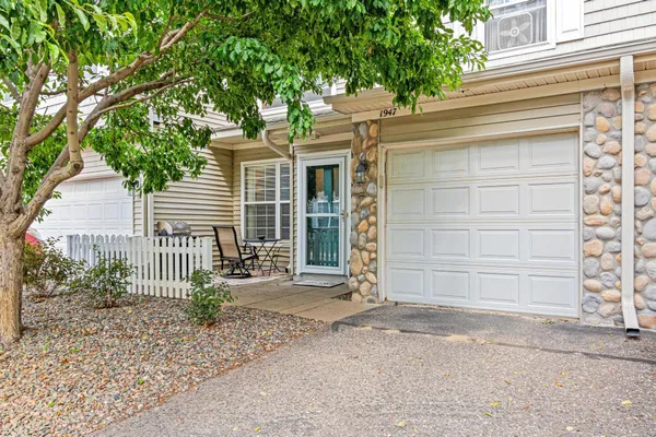 $239,900 | 1947 Bluestem Lane, Shoreview, MN 55126