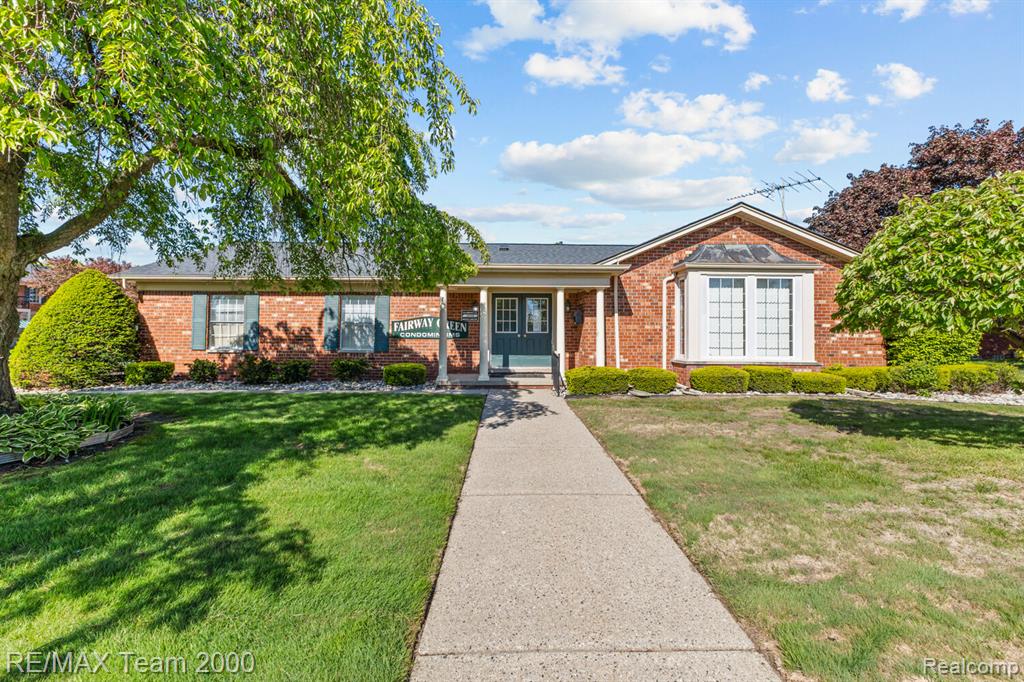 12049 Ina Drive Sterling Heights, MI 48312 - Photo 18 of 20