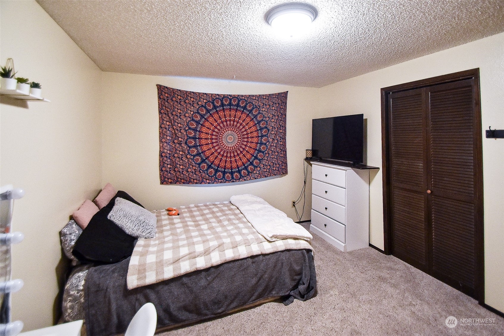 911 North Waugh Road Mount Vernon, WA 98273 - Photo 14 of 30 Gallery Image 14