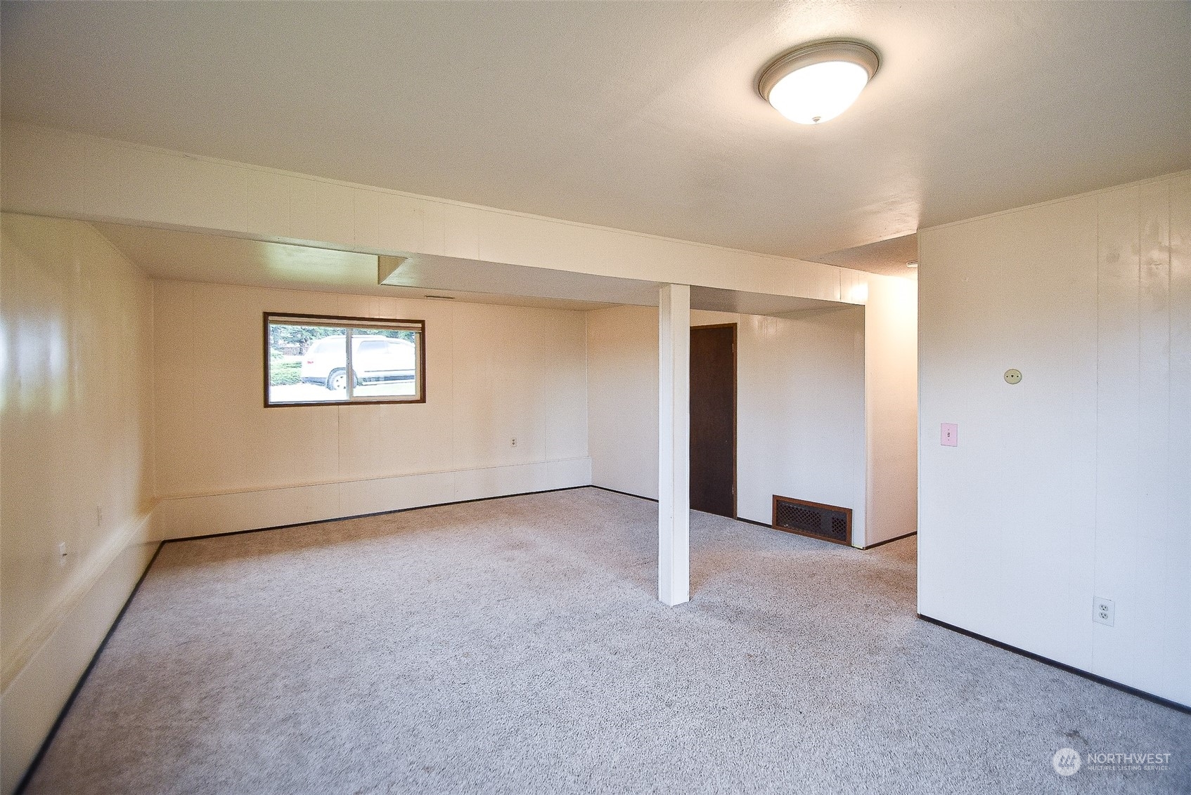 911 North Waugh Road Mount Vernon, WA 98273 - Photo 20 of 30 Gallery Image 20