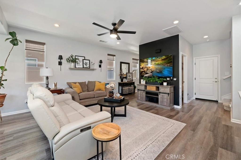 11783 Cramer Road Yucaipa, CA 92399 - Photo 9 of 35