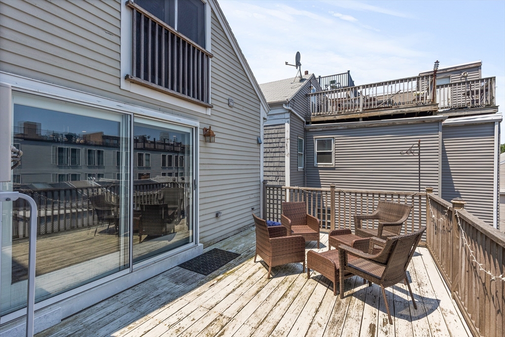 256 West 3rd Street, Unit 2 Boston, MA 02127 - Photo 11 of 30