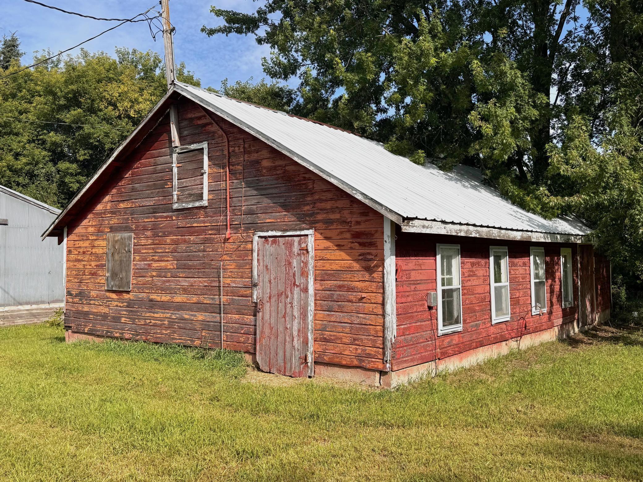 2555 River Road Marshall, MN 56258 - Photo 19 of 21