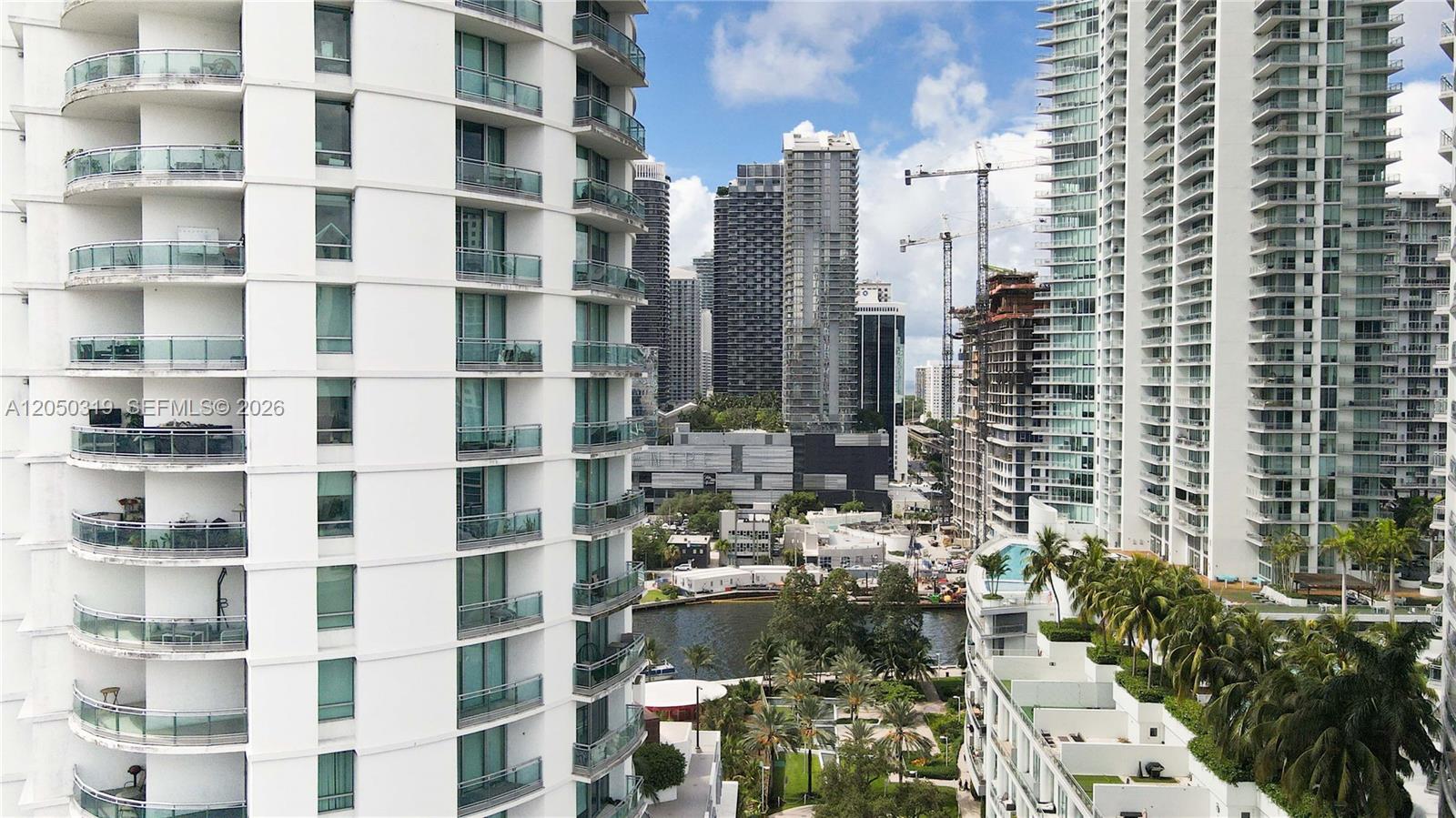 90 Southwest 3rd Street, Unit 2113 Miami, FL 33130 - Photo 25 of 36 Gallery Image 25