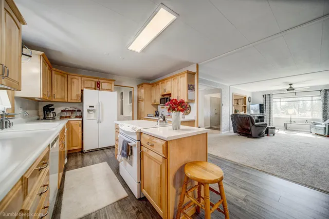 $95,000 | 40414 North Newport Highway, Unit SPACE 15, Elk, WA 99009