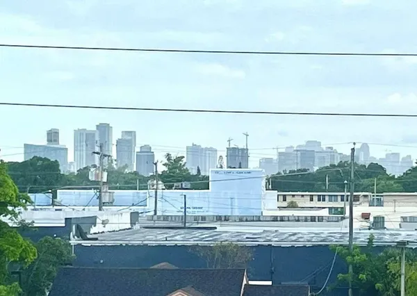 $2,000 | 7516 Northeast 1st Avenue, Unit 302, Miami, FL 33138