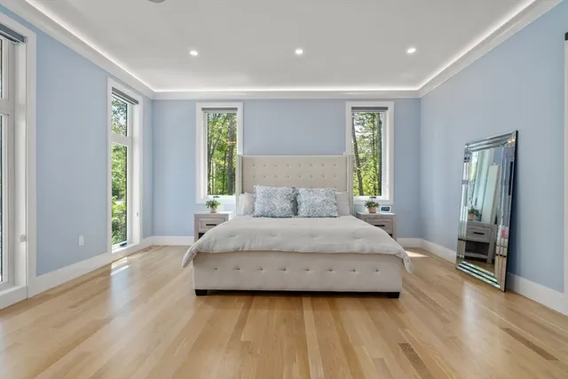 $2,095,000 | 105 Lincoln Street, Northborough, MA 01532