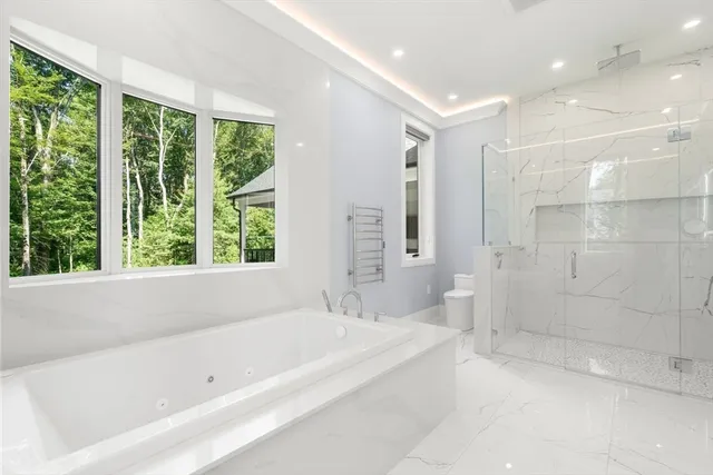 $2,095,000 | 105 Lincoln Street, Northborough, MA 01532