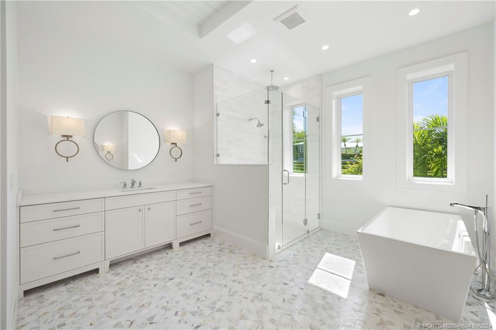 180 Beacon Lane Jupiter, FL 33469 - Photo 23 of 63