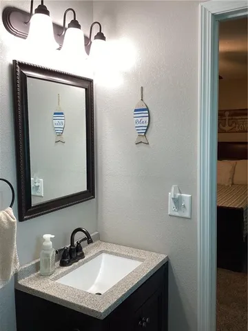 $239,599 | 17705 East Redwood Drive, Independence, MO 64056