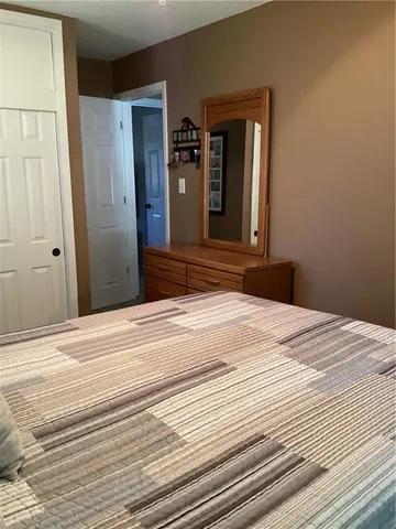 $239,599 | 17705 East Redwood Drive, Independence, MO 64056