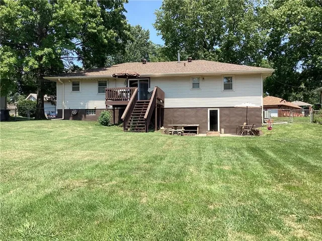 $239,599 | 17705 East Redwood Drive, Independence, MO 64056