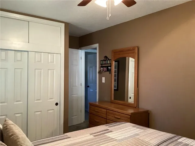 $239,599 | 17705 East Redwood Drive, Independence, MO 64056