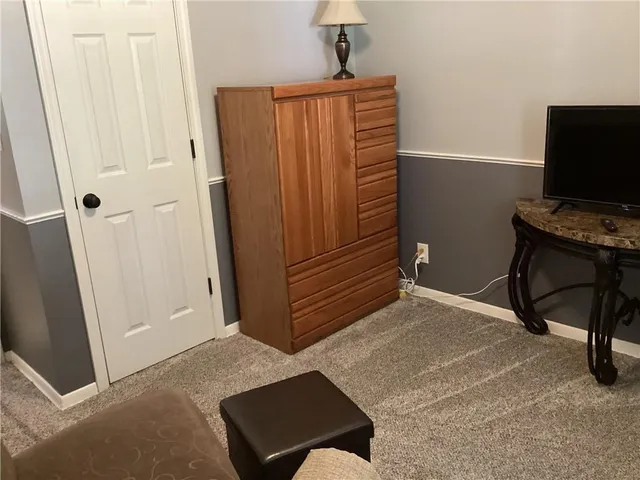 $239,599 | 17705 East Redwood Drive, Independence, MO 64056