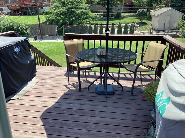 $239,599 | 17705 East Redwood Drive, Independence, MO 64056