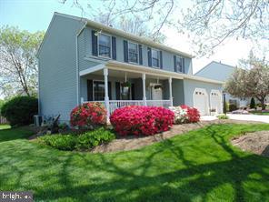 1942 East Beech Road Sterling, VA 20164 - Photo 1 of 25 Nice curb appeal