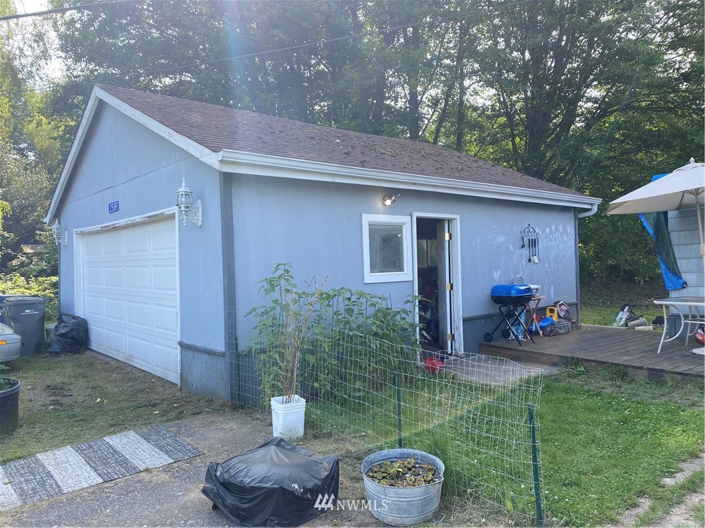 25097 Minkler Road Sedro-Woolley, WA 98284 - Photo 4 of 5 Gallery Image 4