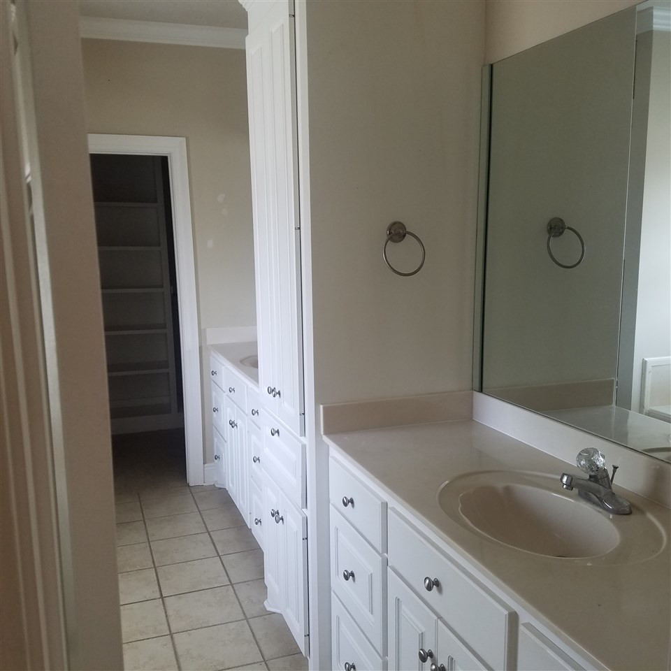 426 Pecan Circle Brandon, MS 39042 - Photo 9 of 19 Photo 9