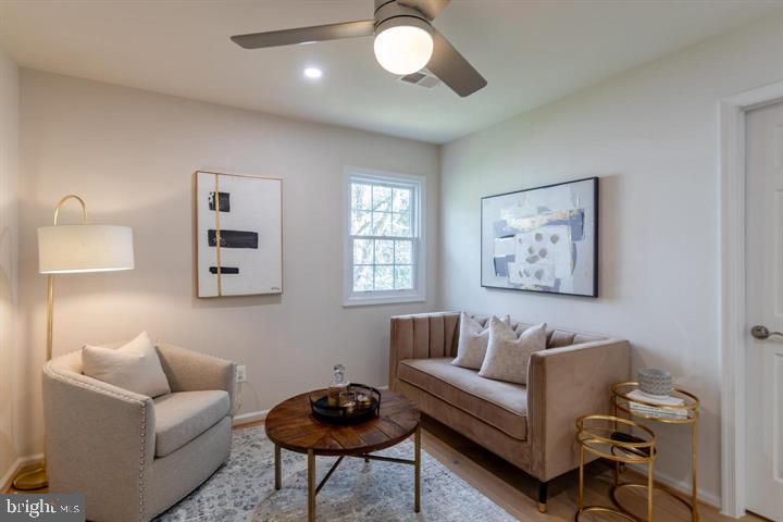 7816 Falstaff Road McLean, VA 22102 - Photo 20 of 40