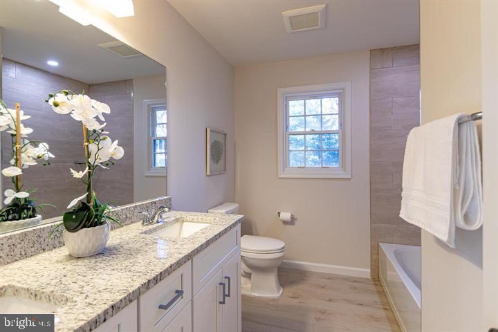 7816 Falstaff Road McLean, VA 22102 - Photo 27 of 40