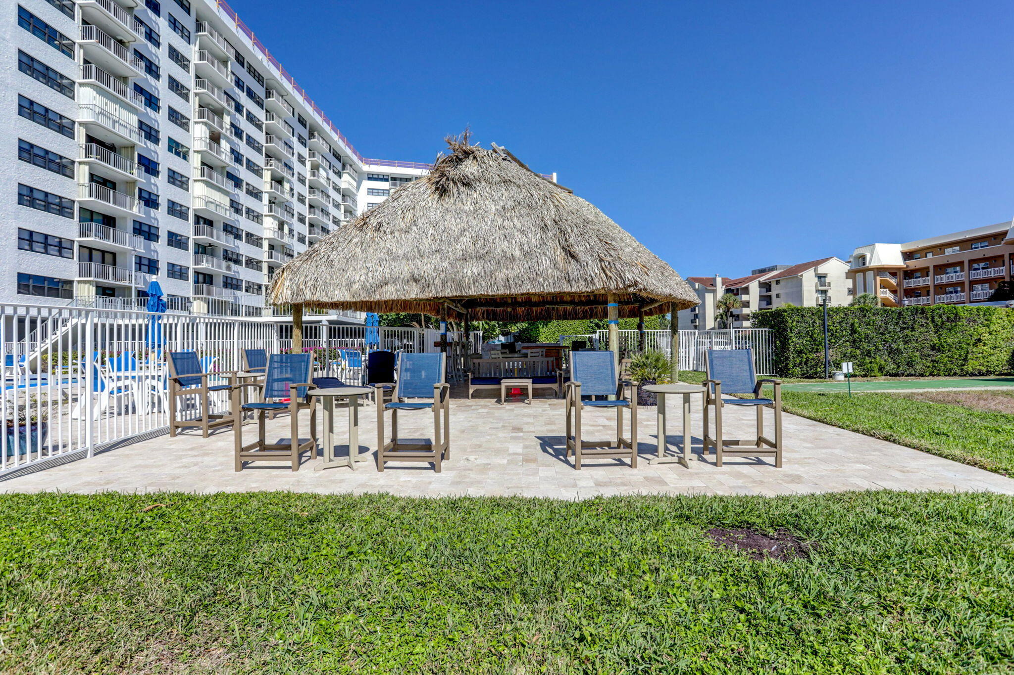 336 Golfview Road, Unit 905 North Palm Beach, FL 33408 - Photo 33 of 49 Tiki Hut