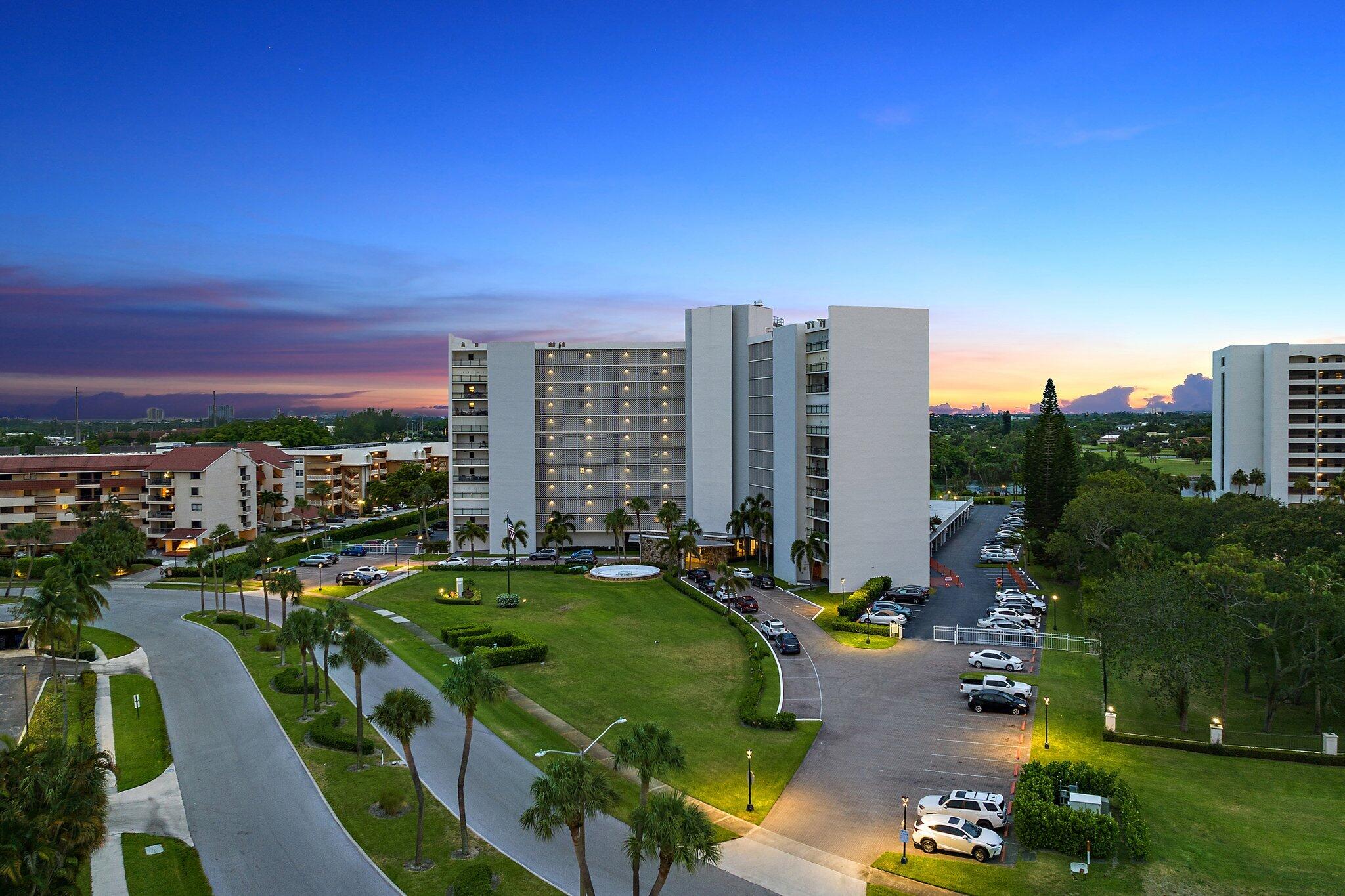 336 Golfview Road, Unit 905 North Palm Beach, FL 33408 - Photo 5 of 49 Aerial View